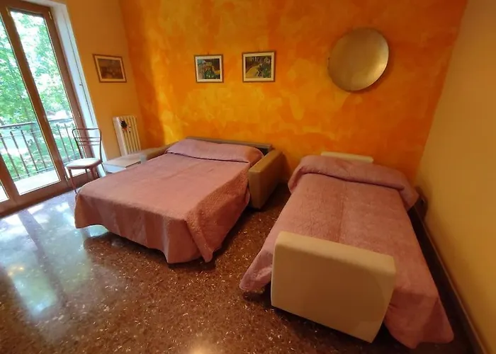 Apartment Mi Affaccio Sulla Piazza *