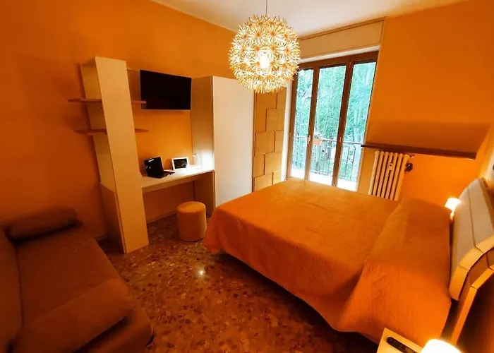 Apartment Mi Affaccio Sulla Piazza *